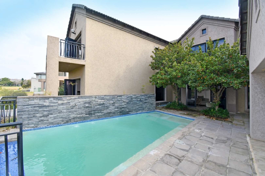 6 Bedroom Property for Sale in Blue Valley Golf Estate Gauteng