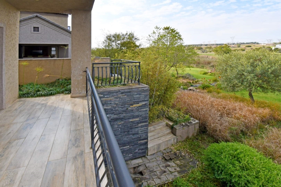 6 Bedroom Property for Sale in Blue Valley Golf Estate Gauteng
