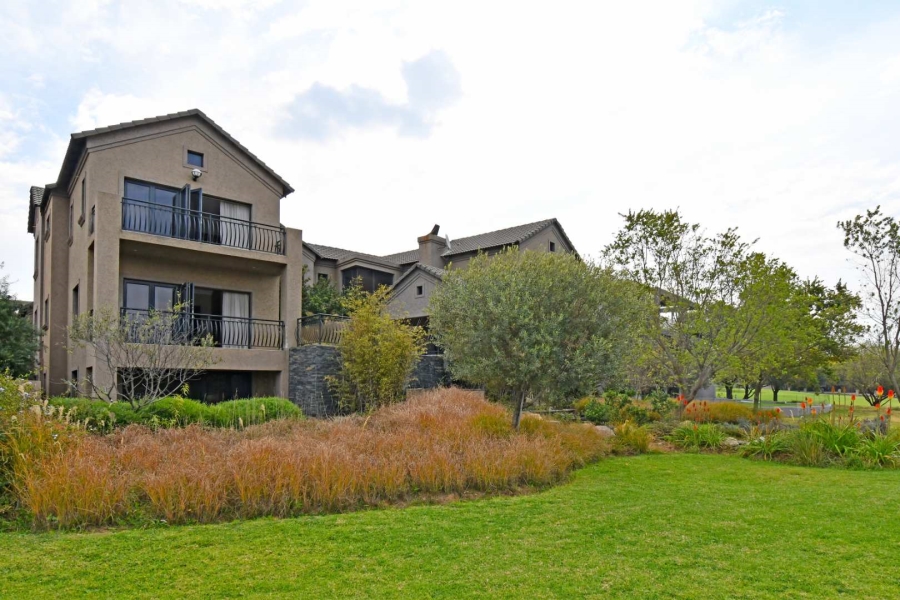 6 Bedroom Property for Sale in Blue Valley Golf Estate Gauteng