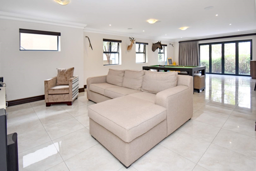 6 Bedroom Property for Sale in Blue Valley Golf Estate Gauteng