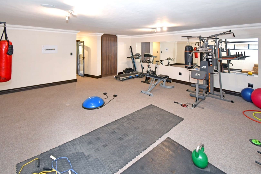 6 Bedroom Property for Sale in Blue Valley Golf Estate Gauteng