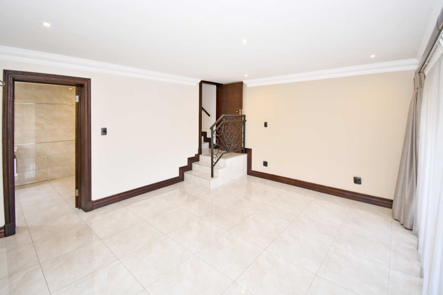 6 Bedroom Property for Sale in Blue Valley Golf Estate Gauteng