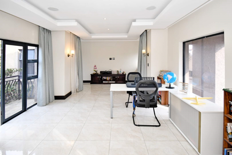 6 Bedroom Property for Sale in Blue Valley Golf Estate Gauteng