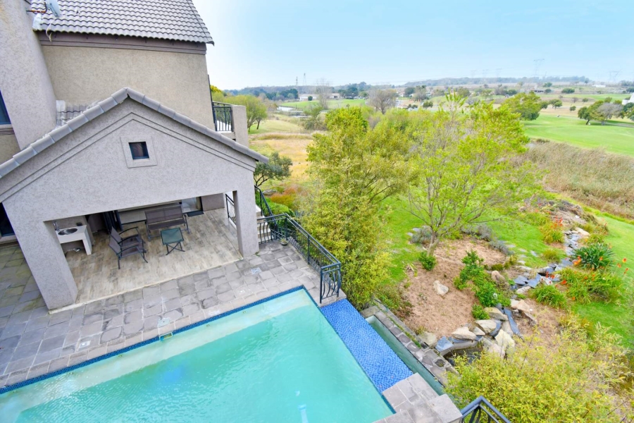 6 Bedroom Property for Sale in Blue Valley Golf Estate Gauteng