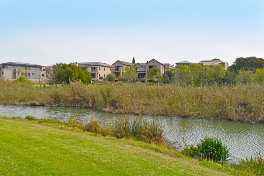 6 Bedroom Property for Sale in Blue Valley Golf Estate Gauteng