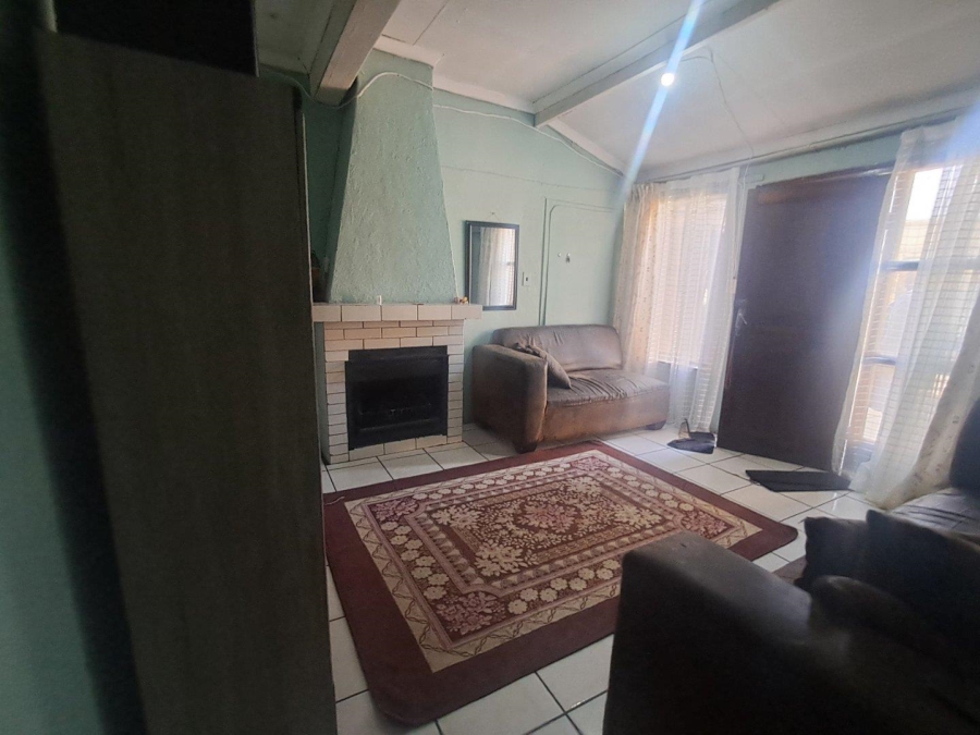 9 Bedroom Property for Sale in Tembisa Gauteng