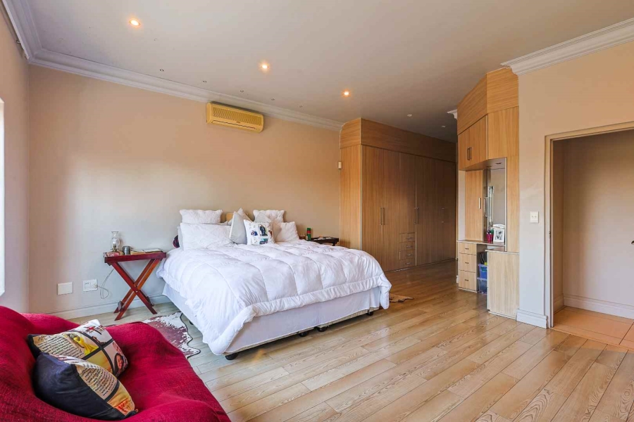 5 Bedroom Property for Sale in Mooikloof Gardens Gauteng