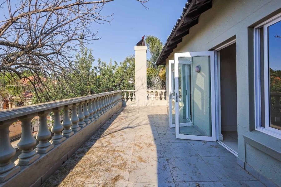 5 Bedroom Property for Sale in Mooikloof Gardens Gauteng