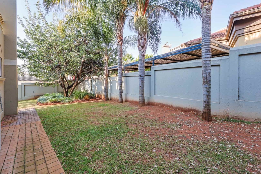 5 Bedroom Property for Sale in Mooikloof Gardens Gauteng