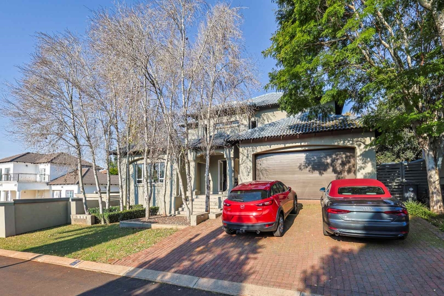 5 Bedroom Property for Sale in Mooikloof Gardens Gauteng