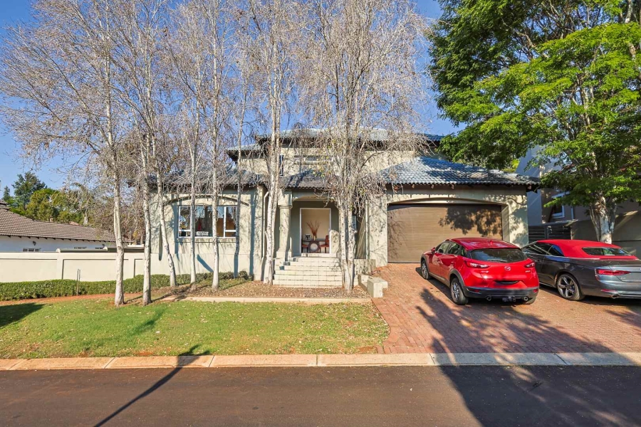 5 Bedroom Property for Sale in Mooikloof Gardens Gauteng