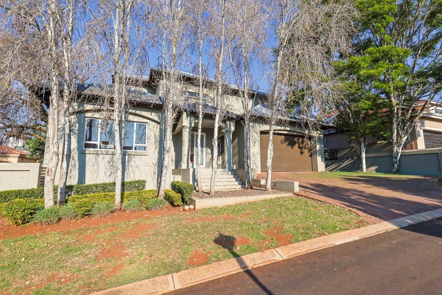 5 Bedroom Property for Sale in Mooikloof Gardens Gauteng