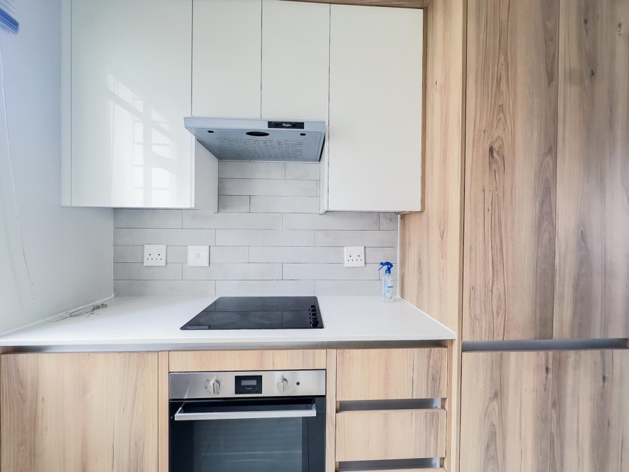 2 Bedroom Property for Sale in Lombardy Estate Gauteng