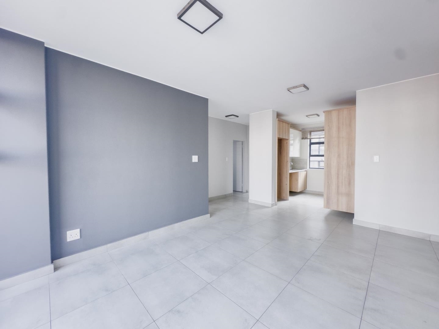 2 Bedroom Property for Sale in Lombardy Estate Gauteng