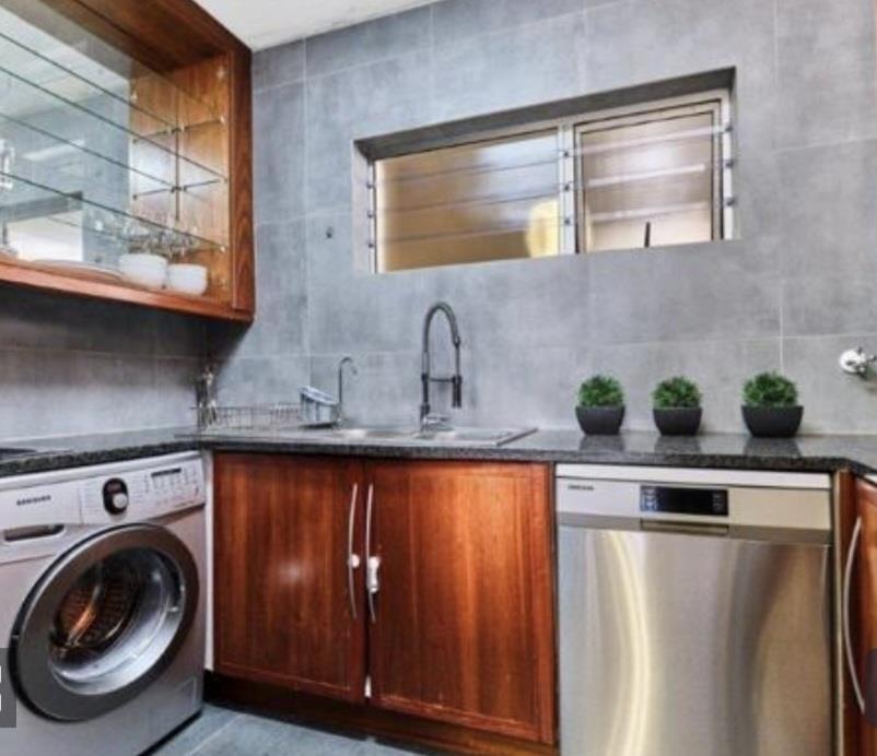 To Let 3 Bedroom Property for Rent in Morningside Gauteng