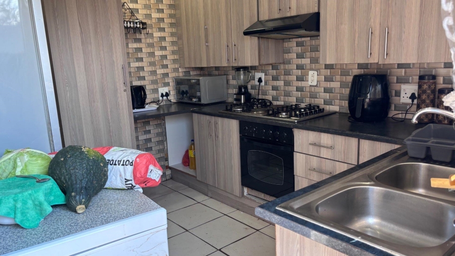 3 Bedroom Property for Sale in Soshanguve R Gauteng