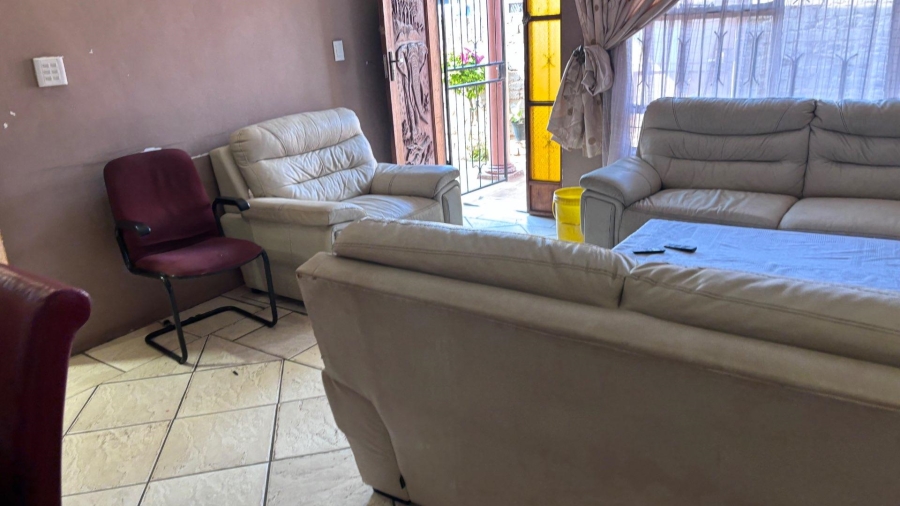 3 Bedroom Property for Sale in Soshanguve R Gauteng