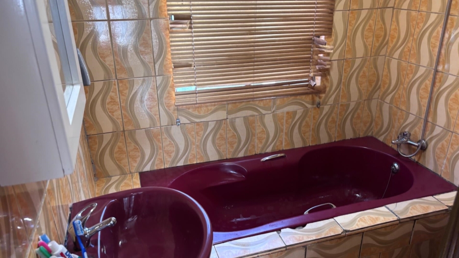 3 Bedroom Property for Sale in Soshanguve R Gauteng