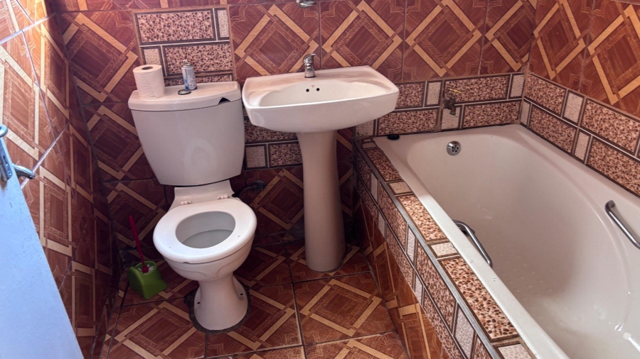 3 Bedroom Property for Sale in Soshanguve R Gauteng