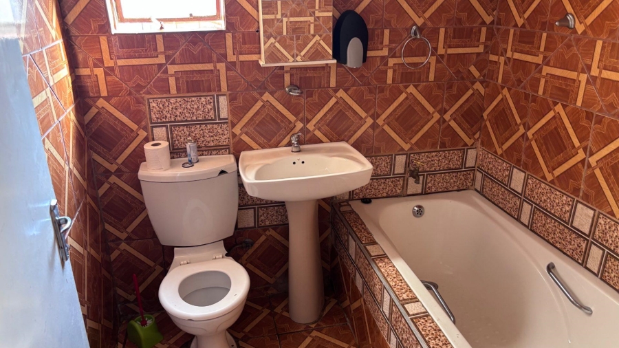 3 Bedroom Property for Sale in Soshanguve R Gauteng