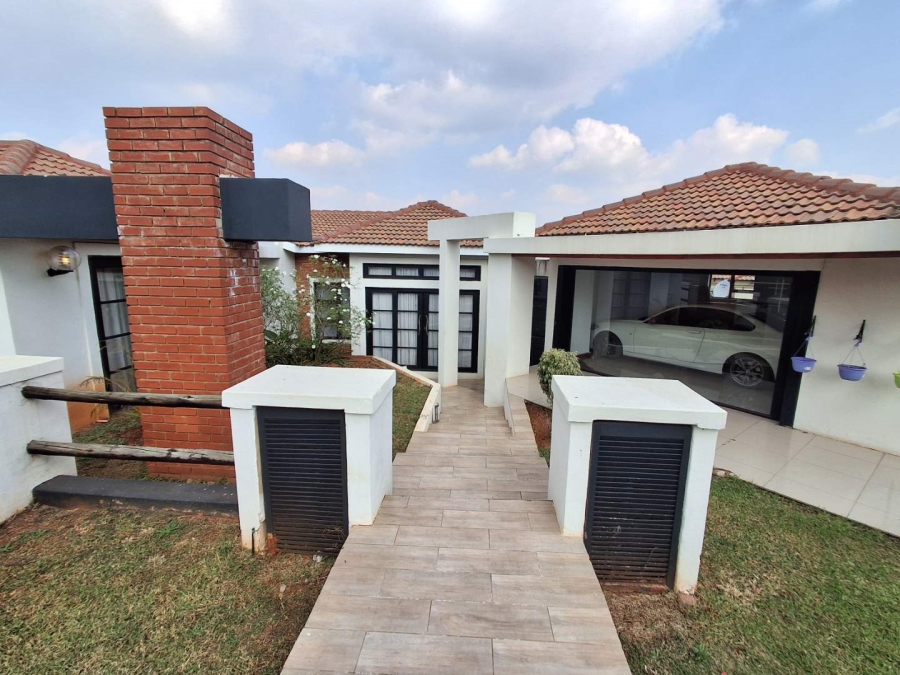 3 Bedroom Property for Sale in Elandspoort Gauteng
