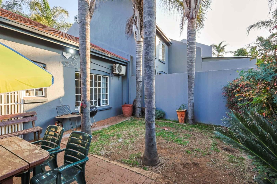 3 Bedroom Property for Sale in Faerie Glen Gauteng