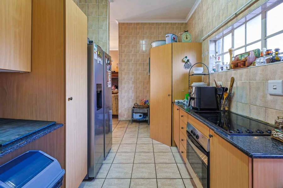 3 Bedroom Property for Sale in Faerie Glen Gauteng