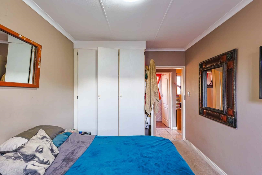 3 Bedroom Property for Sale in Faerie Glen Gauteng