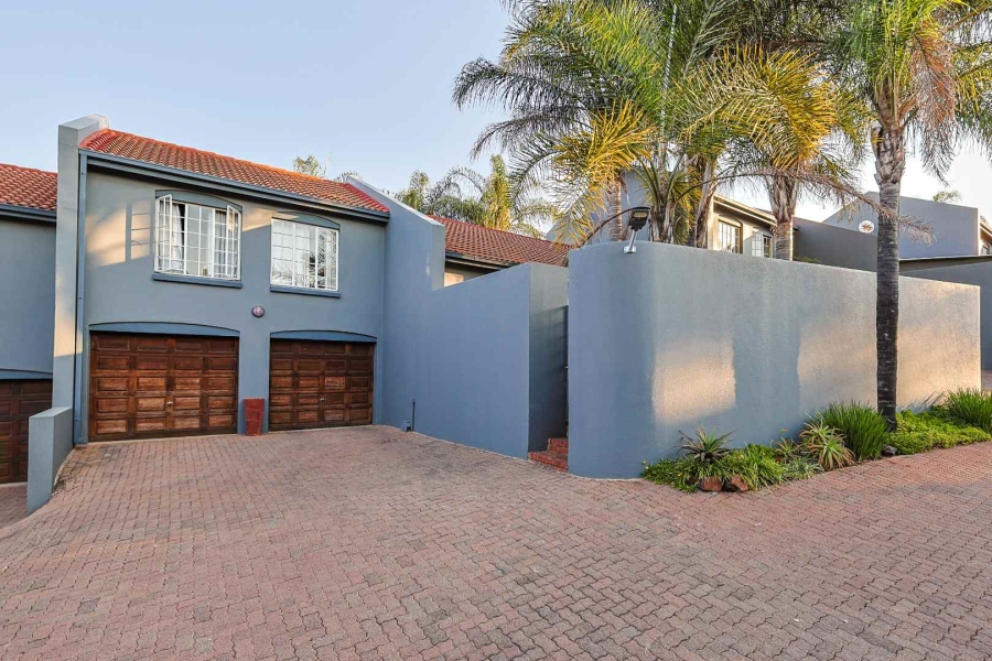 3 Bedroom Property for Sale in Faerie Glen Gauteng