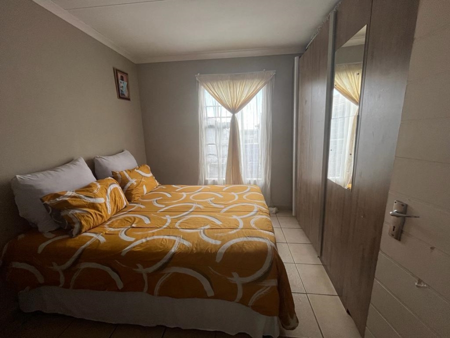 2 Bedroom Property for Sale in South Hills Gauteng