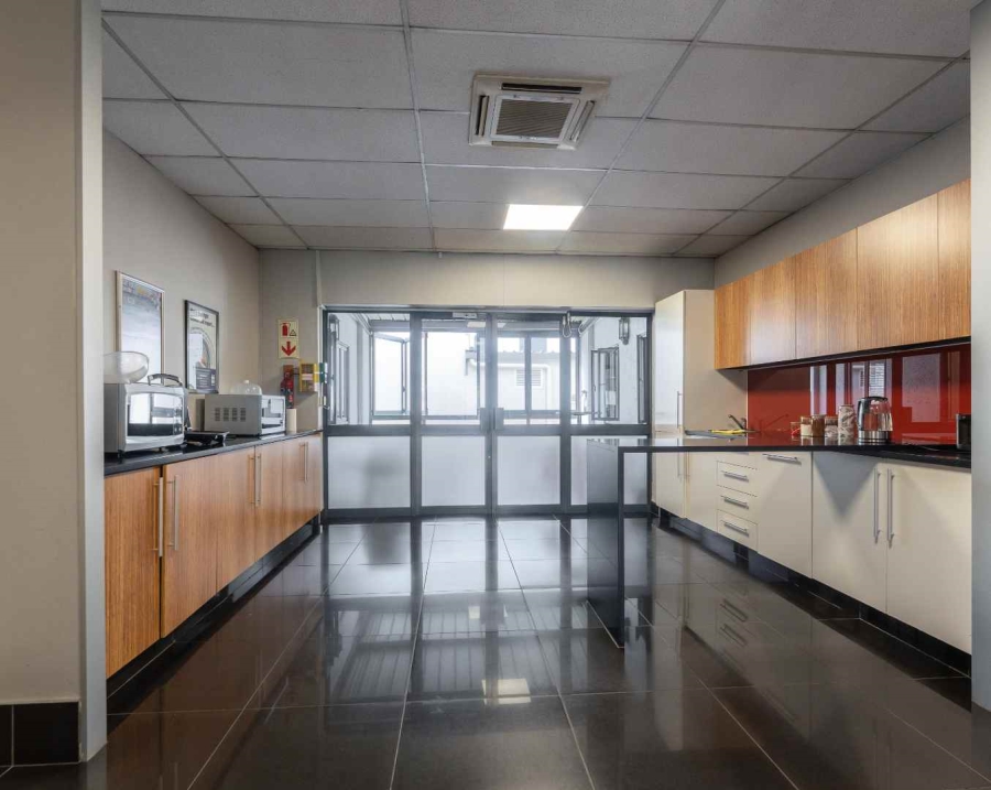 To Let Commercial Property for Rent in Magaliessig Gauteng