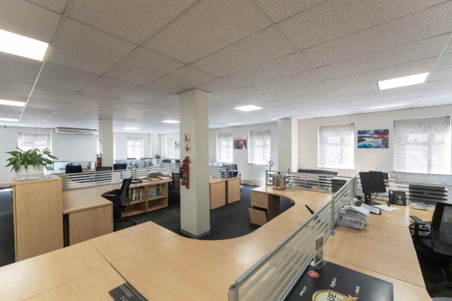 To Let Commercial Property for Rent in Magaliessig Gauteng