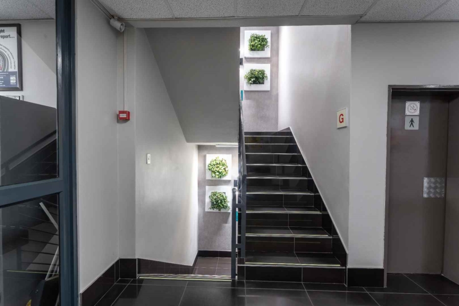 To Let Commercial Property for Rent in Magaliessig Gauteng