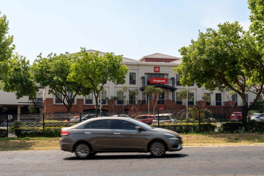 To Let Commercial Property for Rent in Magaliessig Gauteng