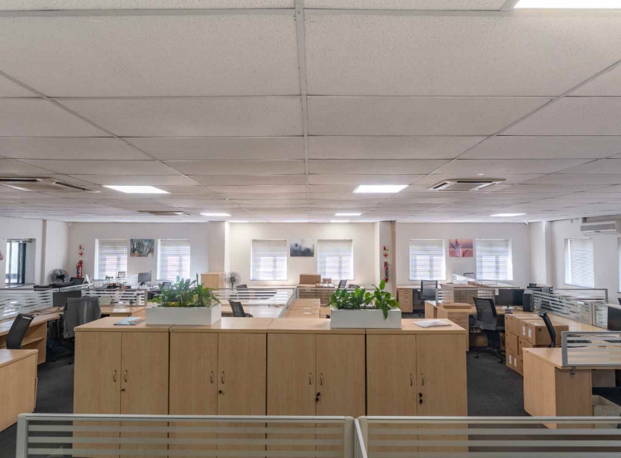 To Let Commercial Property for Rent in Magaliessig Gauteng