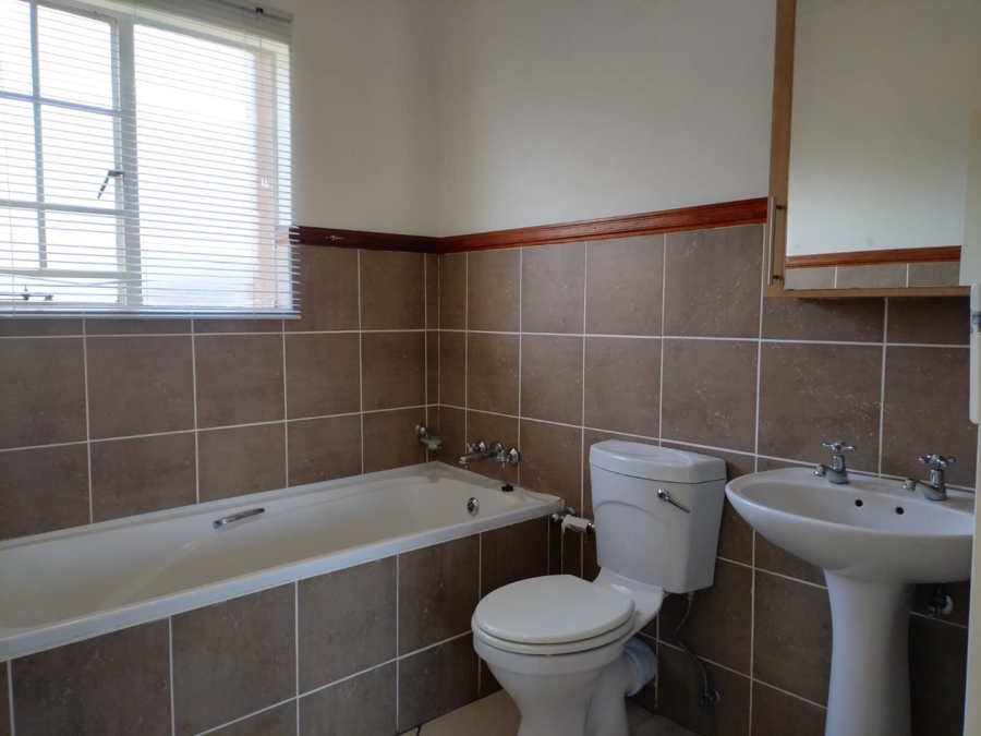 To Let 2 Bedroom Property for Rent in Rynfield A H Gauteng