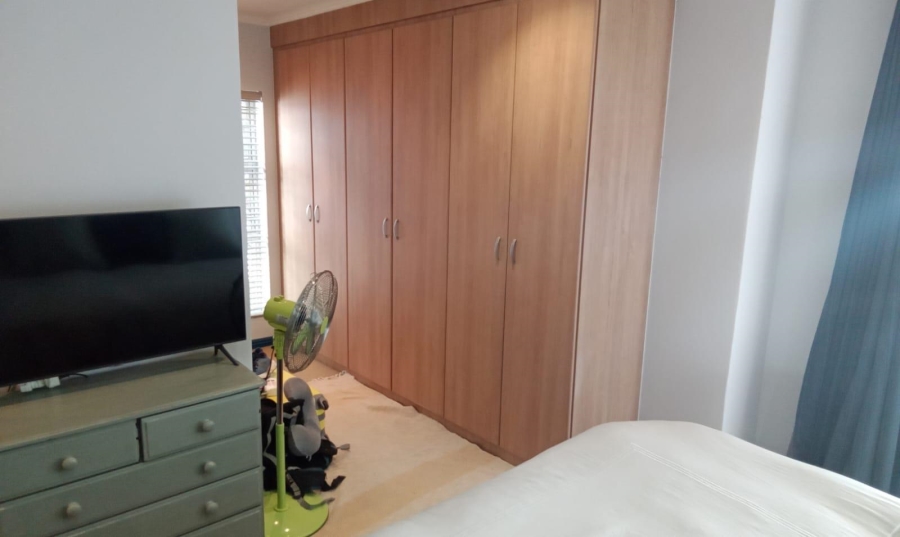 2 Bedroom Property for Sale in Sandton Central Gauteng