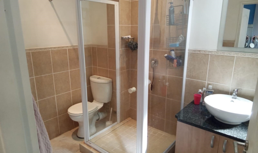 2 Bedroom Property for Sale in Sandton Central Gauteng