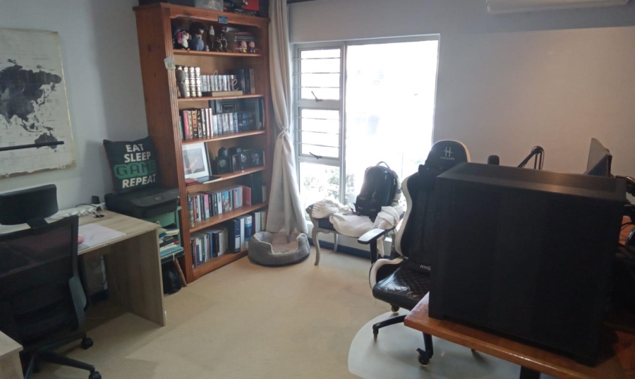2 Bedroom Property for Sale in Sandton Central Gauteng