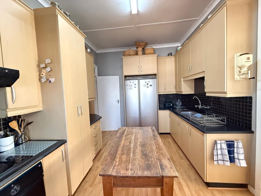 4 Bedroom Property for Sale in Discovery Gauteng
