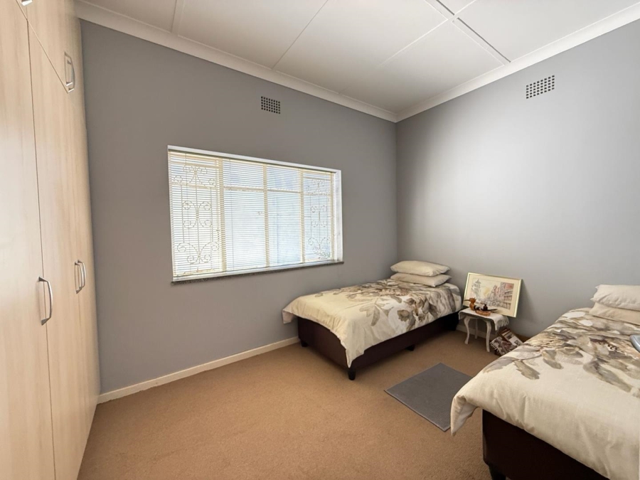 4 Bedroom Property for Sale in Discovery Gauteng