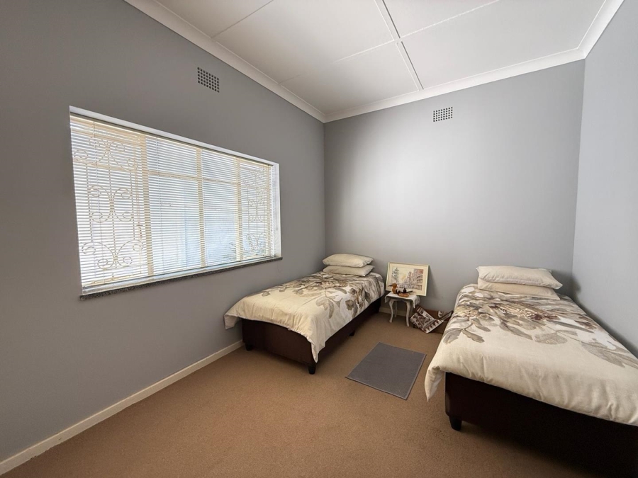 4 Bedroom Property for Sale in Discovery Gauteng