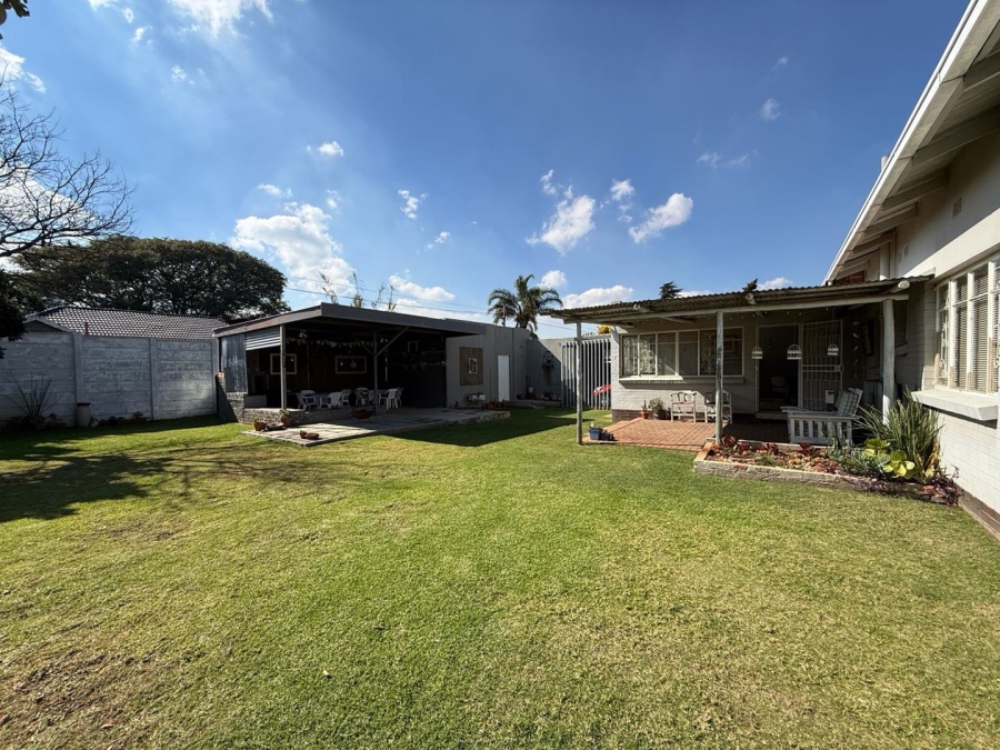 4 Bedroom Property for Sale in Discovery Gauteng