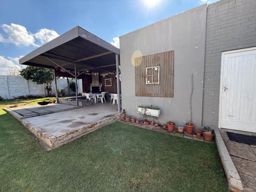 4 Bedroom Property for Sale in Discovery Gauteng