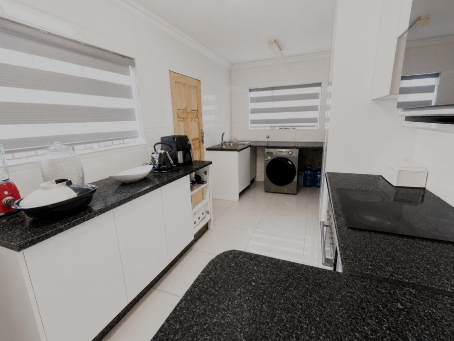3 Bedroom Property for Sale in Wilgeheuwel Gauteng