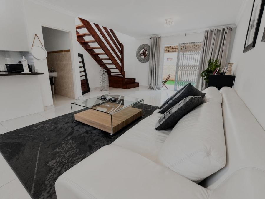 3 Bedroom Property for Sale in Wilgeheuwel Gauteng