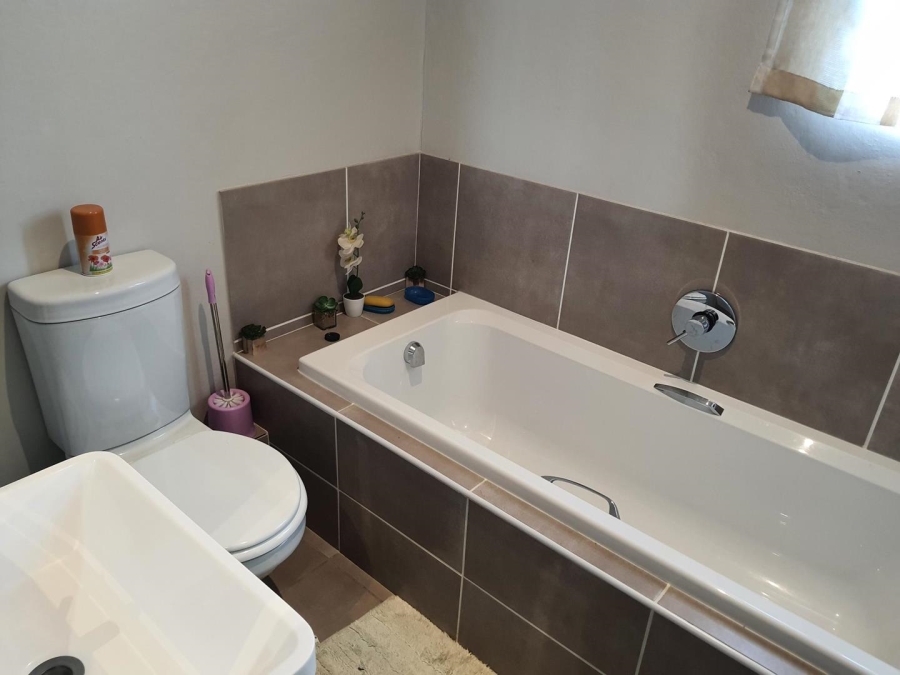 3 Bedroom Property for Sale in Whiteridge Gauteng