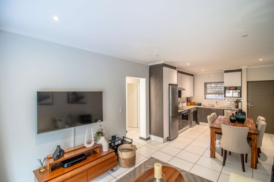 To Let 2 Bedroom Property for Rent in Lonehill Gauteng