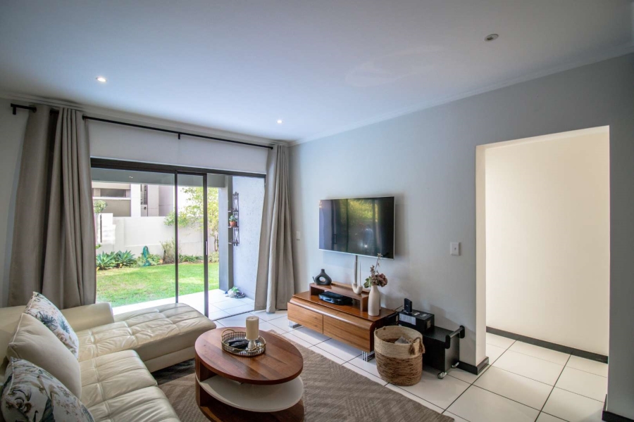 To Let 2 Bedroom Property for Rent in Lonehill Gauteng