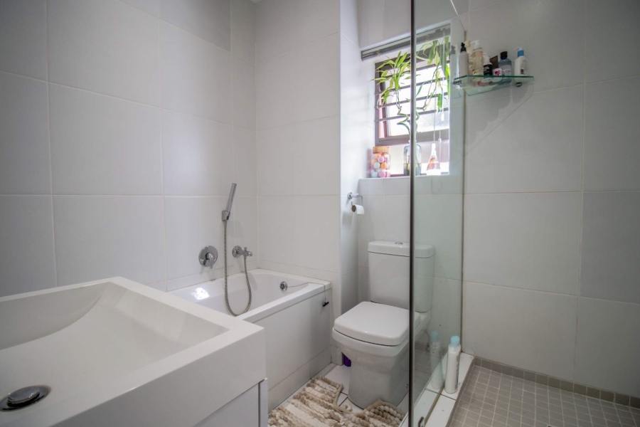 To Let 2 Bedroom Property for Rent in Lonehill Gauteng